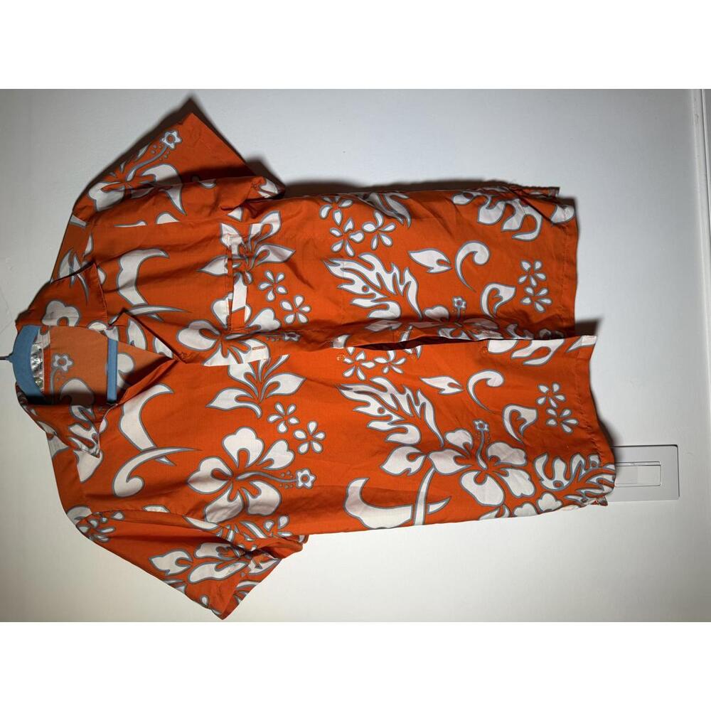 V.H.O. Hawaiian Button Up Shirt - Amazing Shirt!